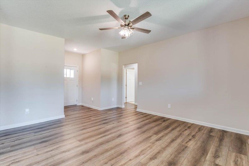 224 E Ripley Ct, Derby, KS 67037
