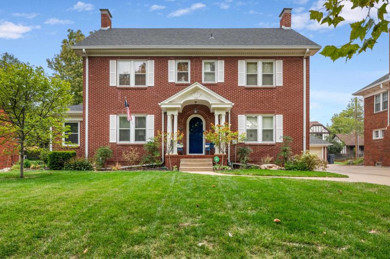 211 N Pershing Ave, Wichita, KS 67208