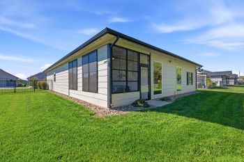 1770 N Forestview Ct, Wichita, KS 67235