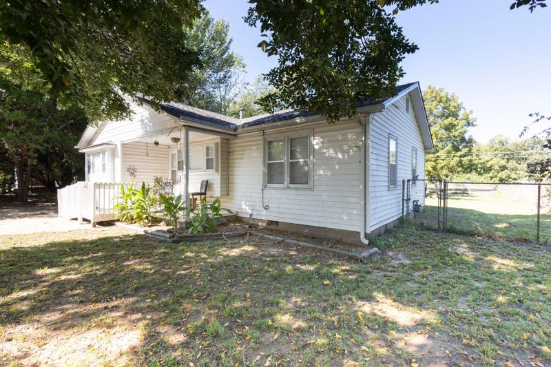 1608 E Alta, Wichita, KS 67216