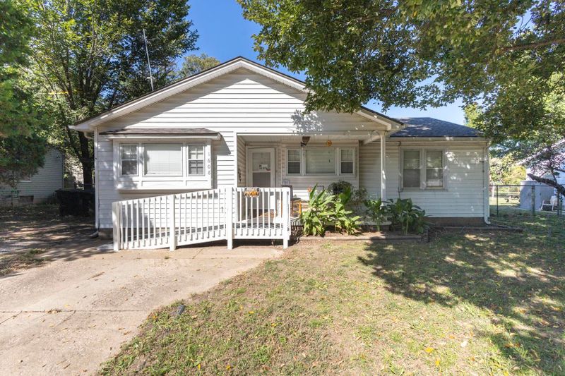 1608 E Alta, Wichita, KS 67216