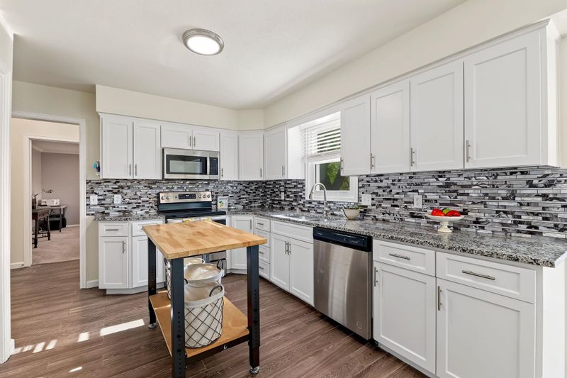 2420 N Winstead, Wichita, KS 67226
