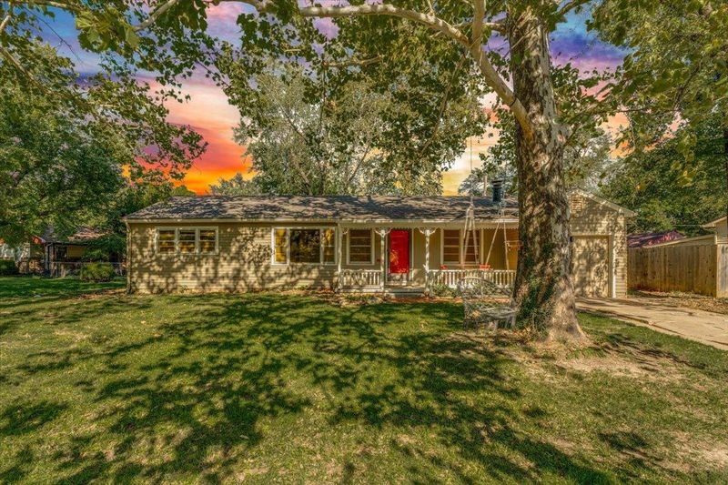2258 S Old Manor, Wichita, KS 67218