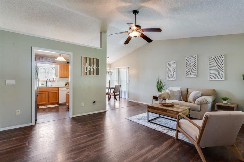 1410 N Decker St, Wichita, KS 67235-5300