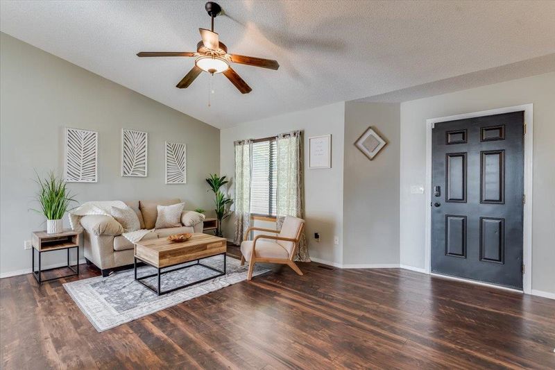 1410 N Decker St, Wichita, KS 67235-5300