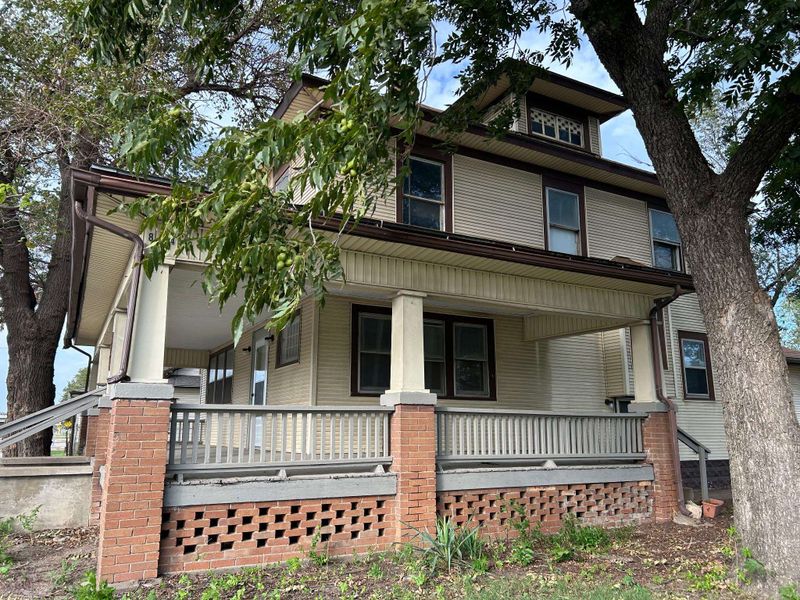 824 S Seneca, Wichita, KS 67213