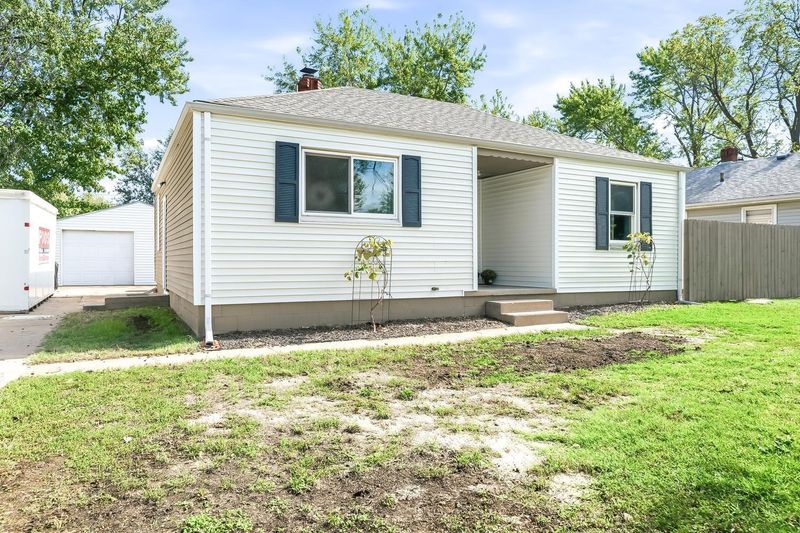 2054 S Lulu, Wichita, KS 67211