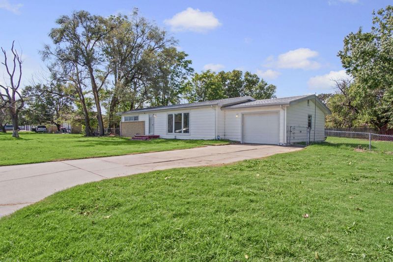 4531 S Lulu Ave, Wichita, KS 67216