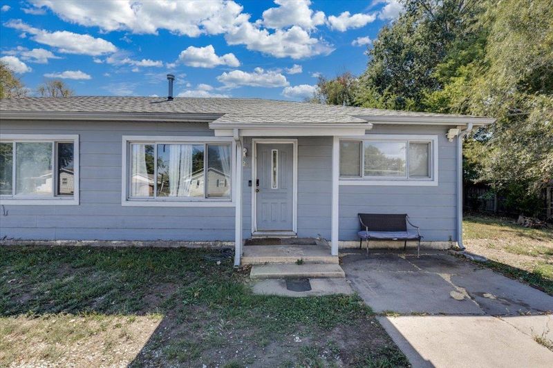 421 E Academy, Maize, KS 67101