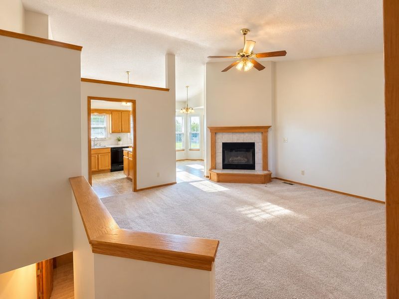 715 E Laramie Cir, Maize, KS 67101