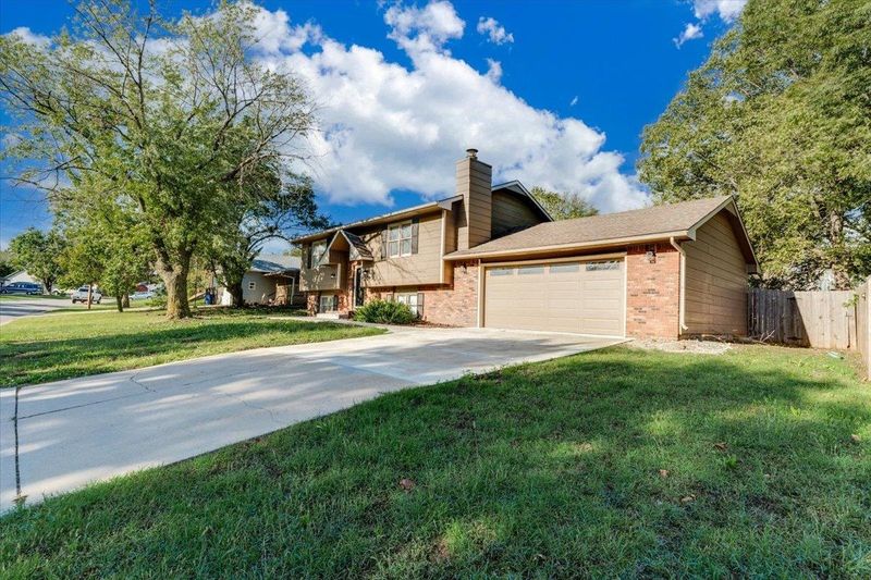 2019 N Forest Pk, Derby, KS 67037
