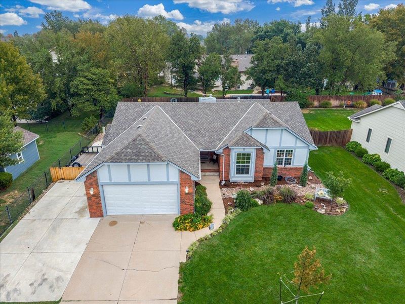 722 Mockingbird, Derby, KS 67037