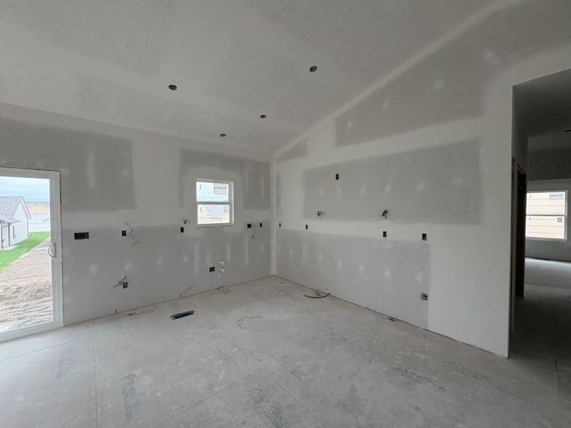 8973 E Forbes Cir, Bel Aire, KS 67226