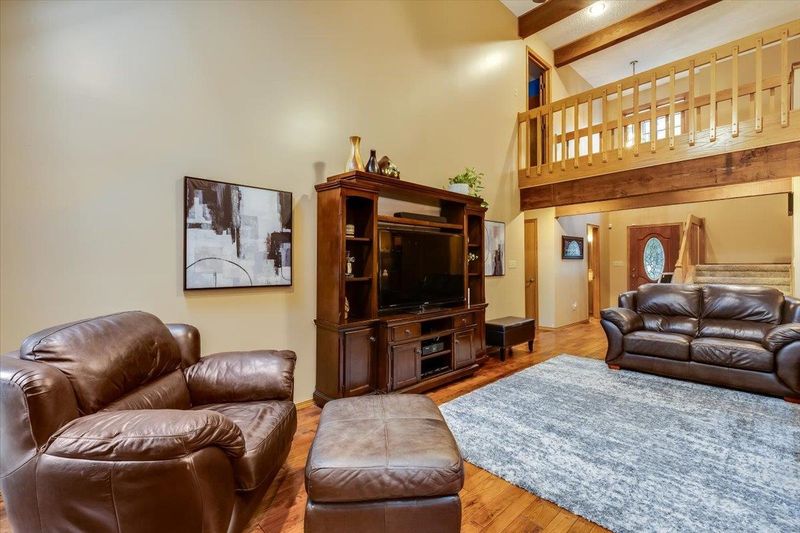 1524 E Pheasant Rn, Derby, KS 67037
