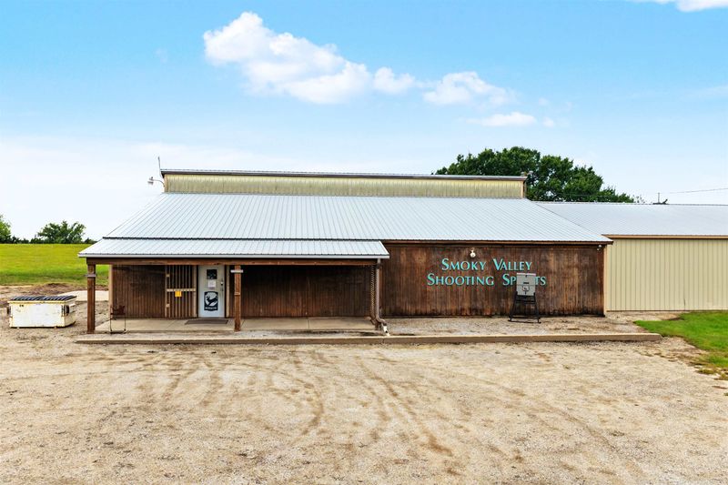 2341 14th Ave, Lindsborg, KS 67456