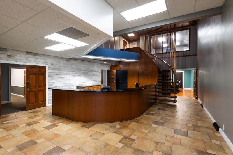 104 E Iron, Salina, KS 67401