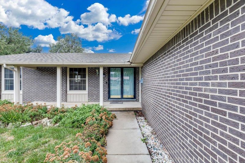 620 N Circle Dr, Wellington, KS 67152