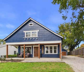 3316 E Zimmerly St, Wichita, KS 67218
