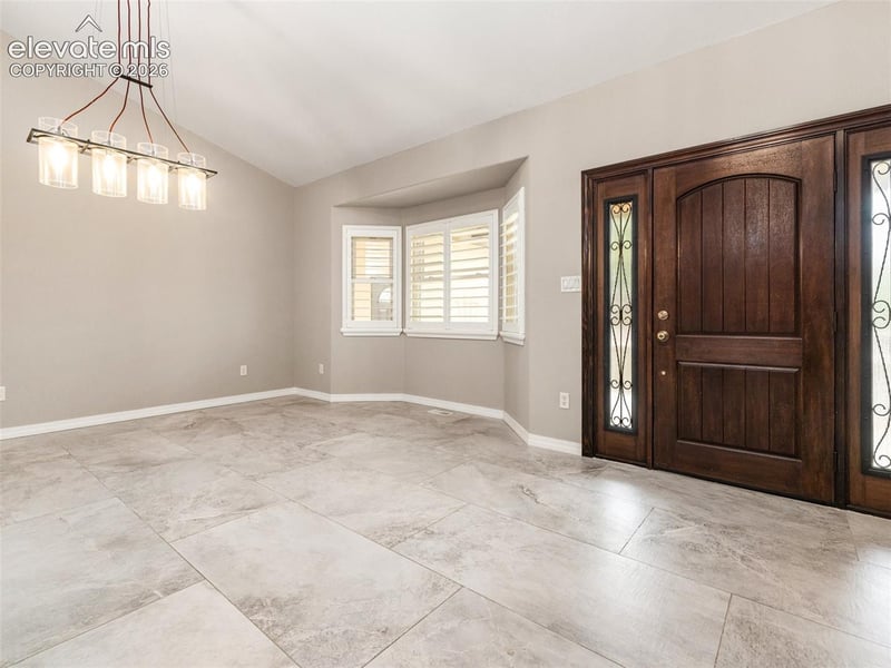 10 Erica Ct, Pueblo, CO 81001