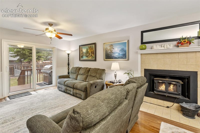 100 Chulita Senda St, Woodland Park, CO 80863