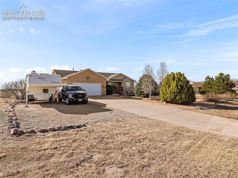 1006 W Capistrano Ave, Pueblo, CO 81007
