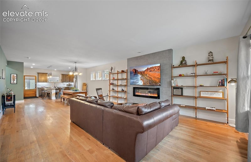 1007 E Boulder St, Colorado Springs, CO 80903