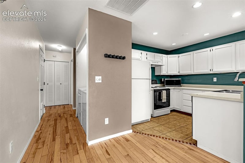 1010 Grinde Dr, Fountain, CO 80817
