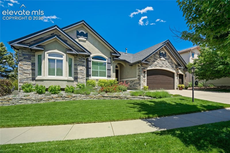 10127 Palisade Ridge Dr, Colorado Springs, CO 80920