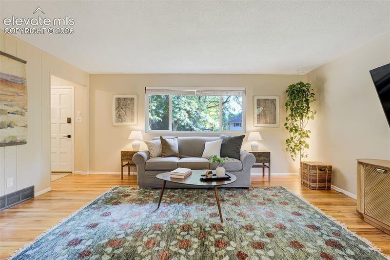 1013 Adams Dr, Colorado Springs, CO 80904