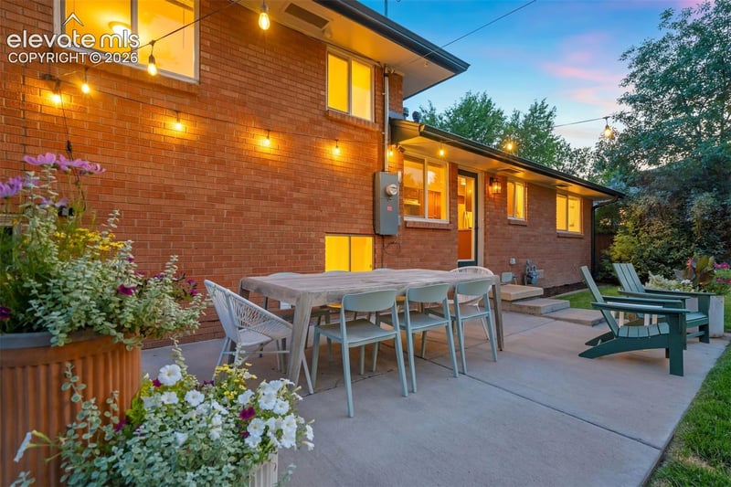 1013 Adams Dr, Colorado Springs, CO 80904