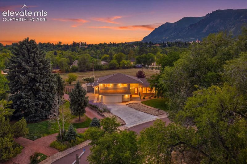 1013 Jupiter Dr, Colorado Springs, CO 80905