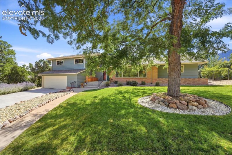 1013 Jupiter Dr, Colorado Springs, CO 80905
