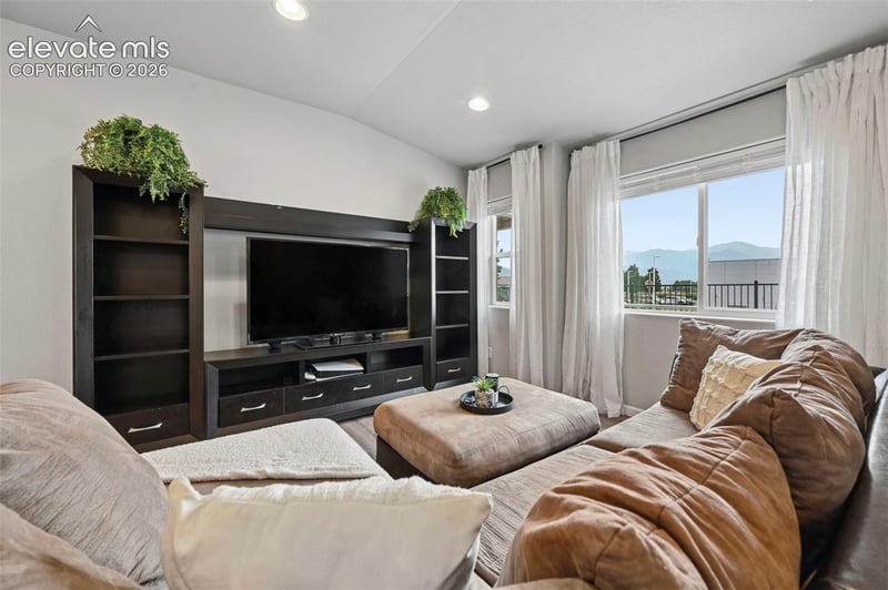 1014 Petra Hts, Colorado Springs, CO 80916