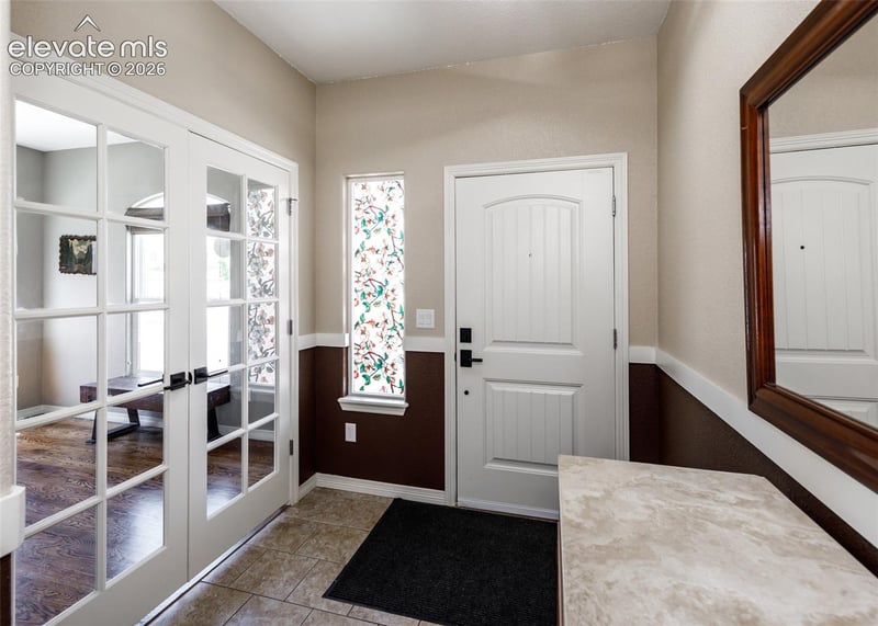 10237 Abrams Dr, Colorado Springs, CO 80925