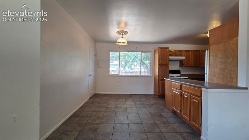 103 Deauville Ln, Pueblo, CO 81005