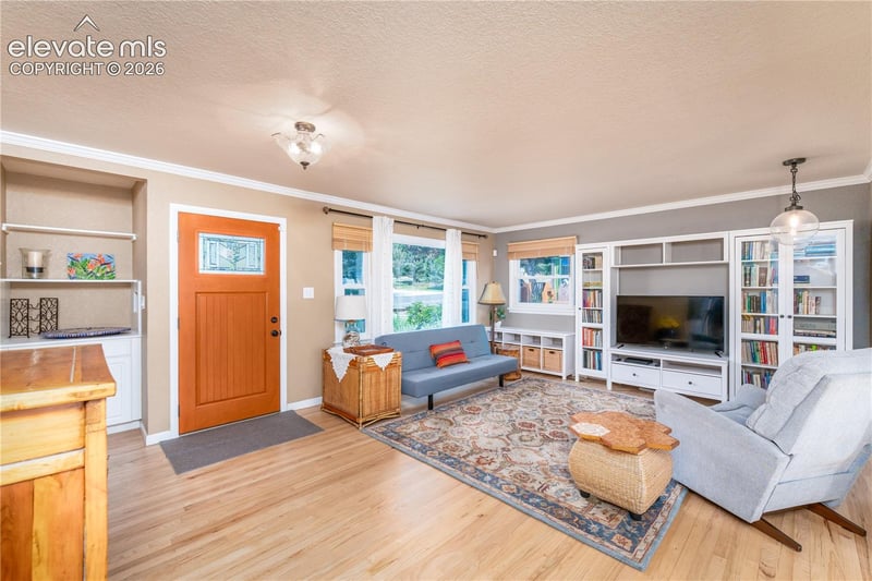 1031 Valley Rd, Colorado Springs, CO 80904