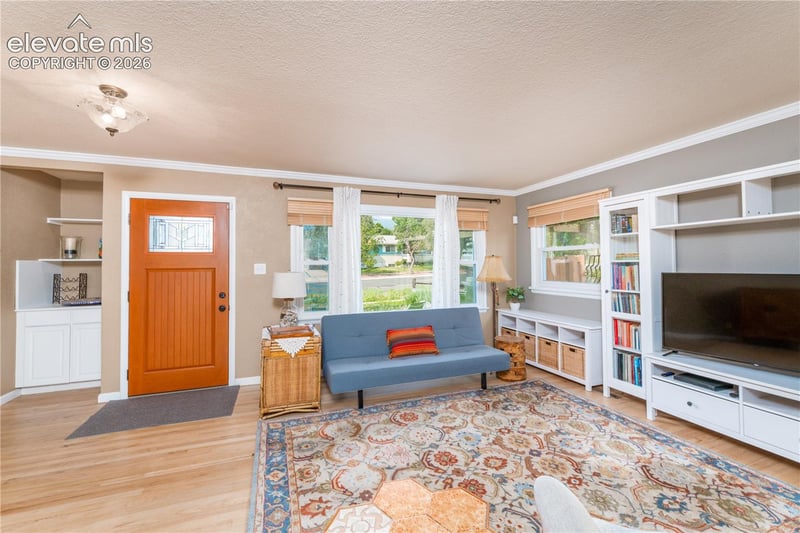 1031 Valley Rd, Colorado Springs, CO 80904