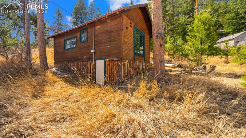 10345 Aspen St, Green Mountain Falls, CO 80819