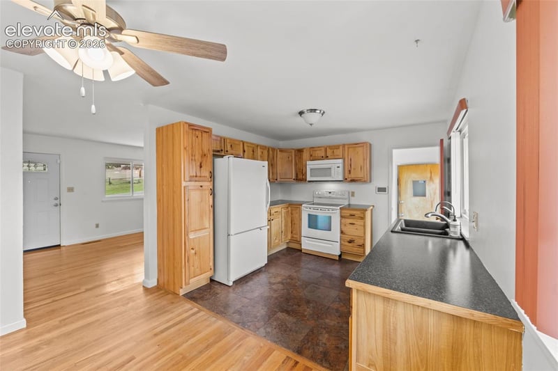 1039 Valley Rd, Colorado Springs, CO 80904