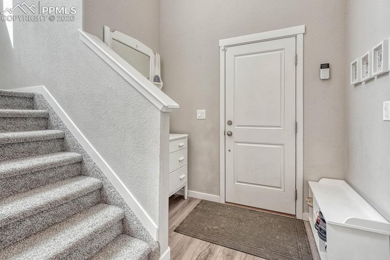 10447 Kalama Dr, Colorado Springs, CO 80925