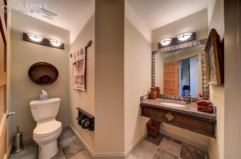 105 Aberdeen Bluff NA, Pueblo, CO 81004