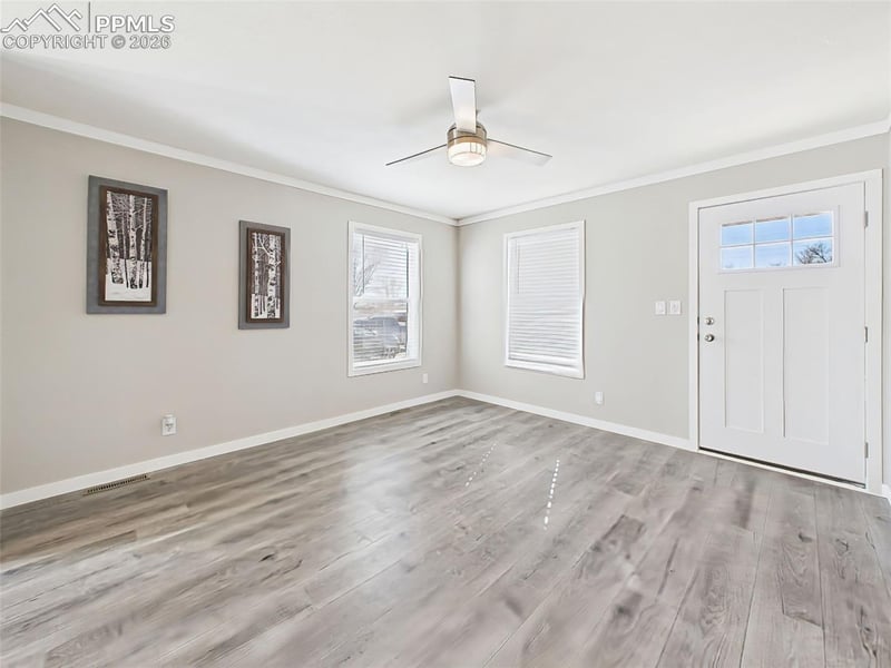 105 E Cellini Dr, Pueblo, CO 81007