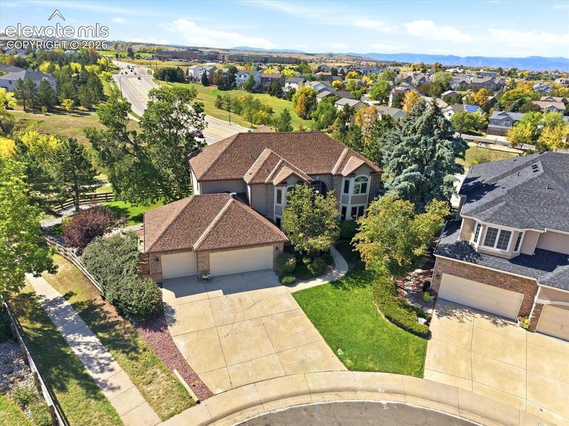10583 Serengeti Dr, Lone Tree, CO 80124