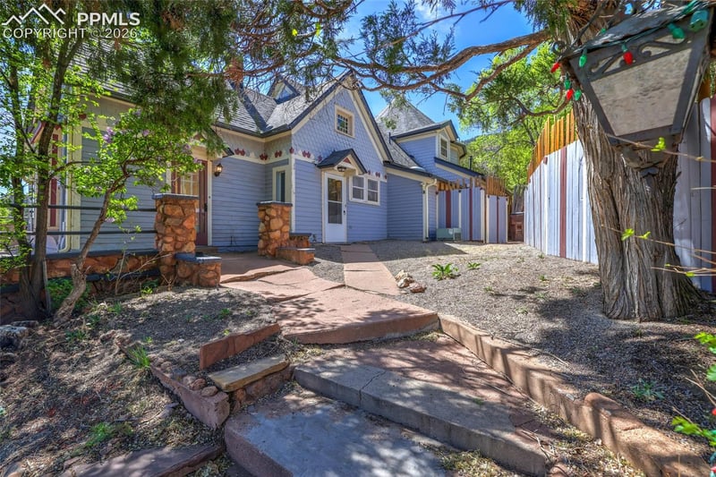 106 Waltham Ave, Manitou Springs, CO 80829