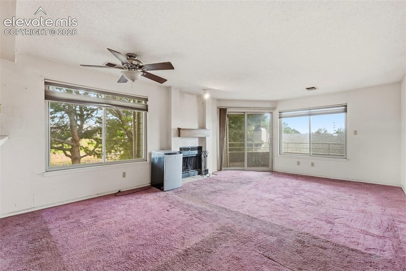 1064 Acapulco Ct, Colorado Springs, CO 80909