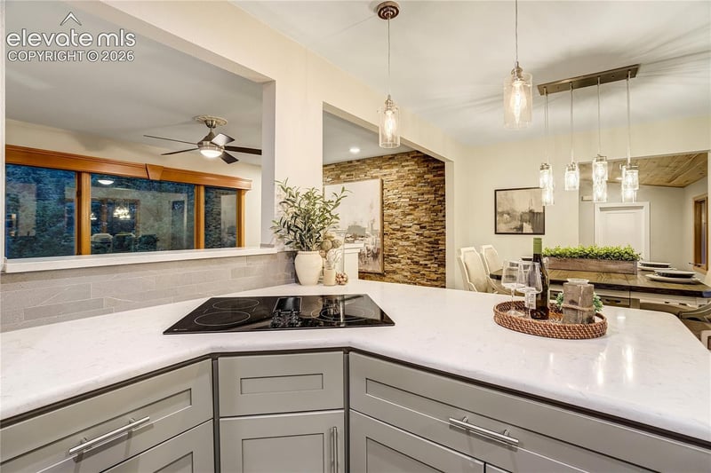 1070 Hidden Valley Rd, Colorado Springs, CO 80919