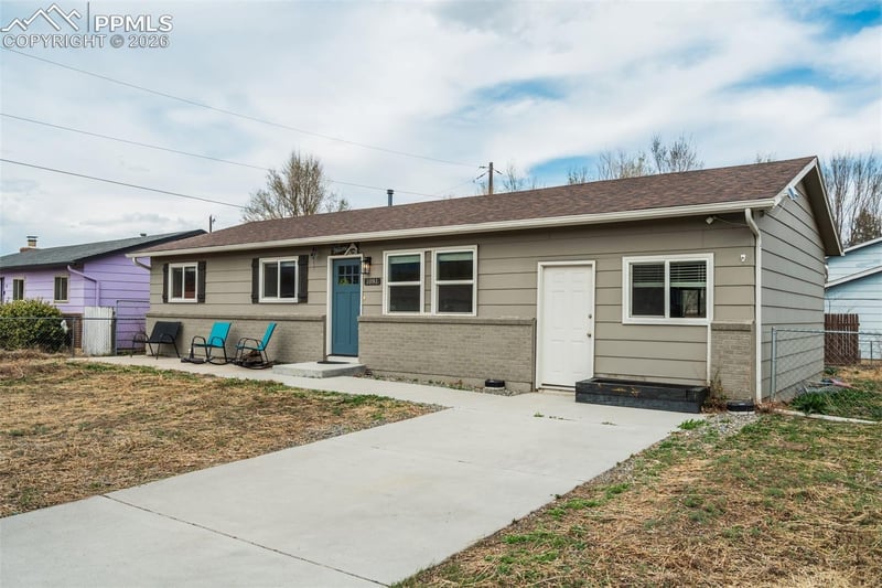 1081 Maxwell St, Colorado Springs, CO 80906
