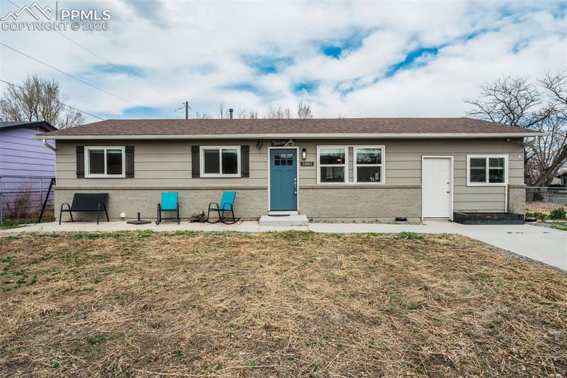 1081 Maxwell St, Colorado Springs, CO 80906