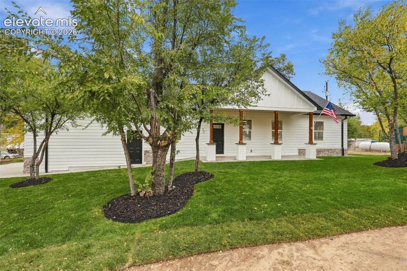 11 S Cedar St, Ramah, CO 80832