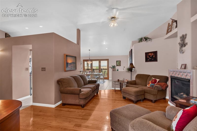 11 Hardwick Ct, Pueblo, CO 81005